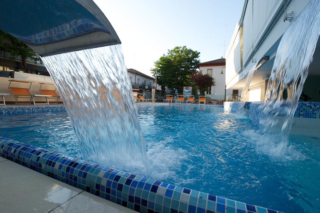 Hotel Lido กัตตอลิกา ภายนอก รูปภาพ