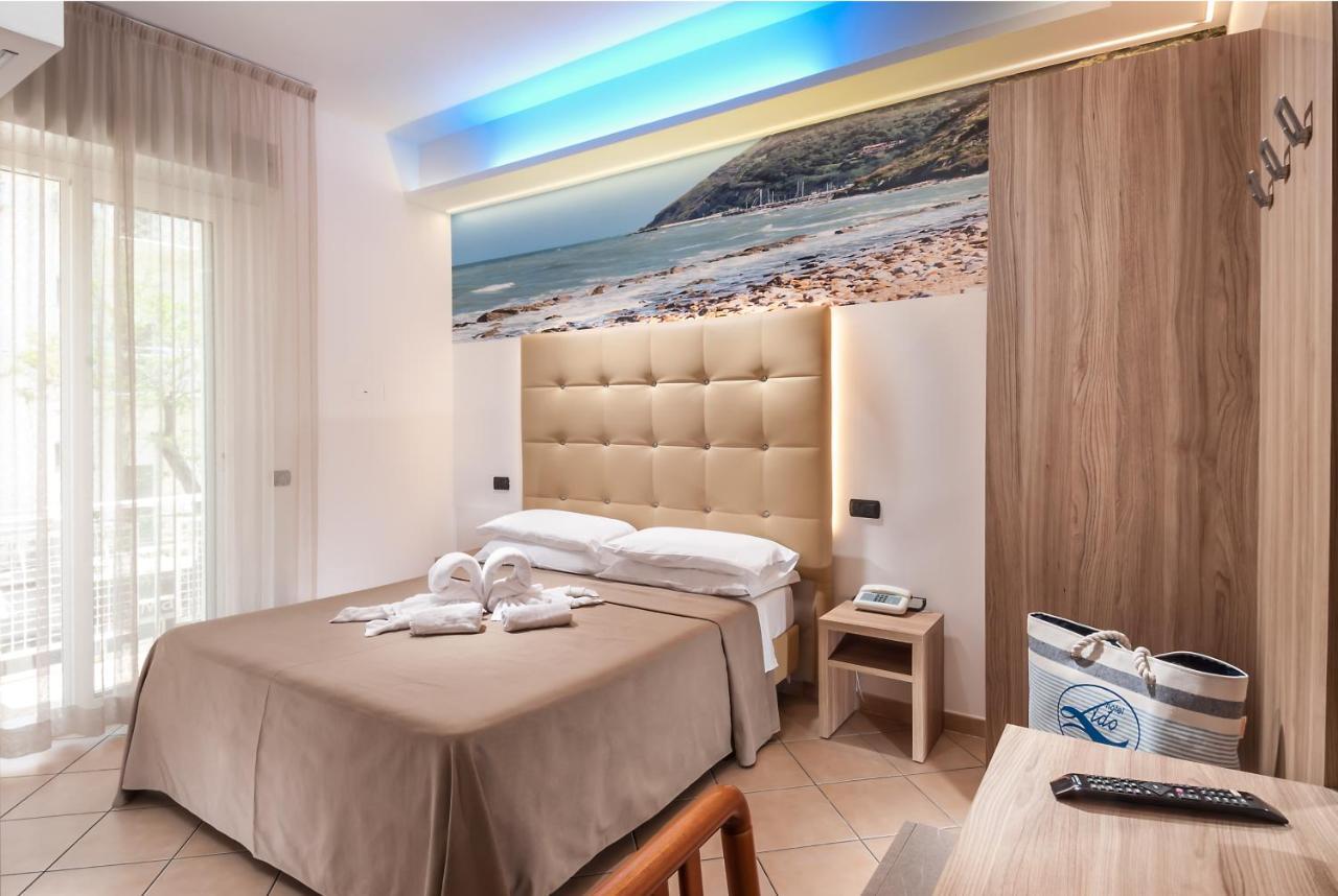 Hotel Lido กัตตอลิกา ภายนอก รูปภาพ