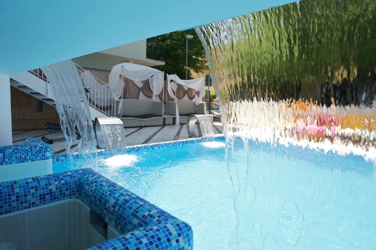 Hotel Lido กัตตอลิกา ภายนอก รูปภาพ