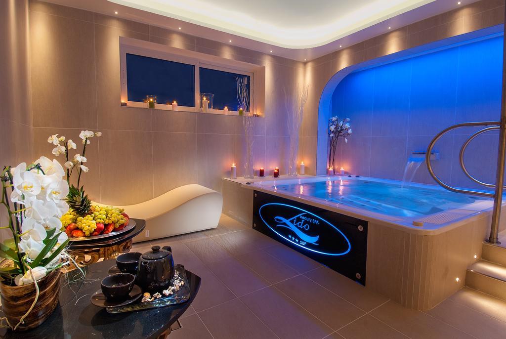 Hotel Lido กัตตอลิกา ภายนอก รูปภาพ